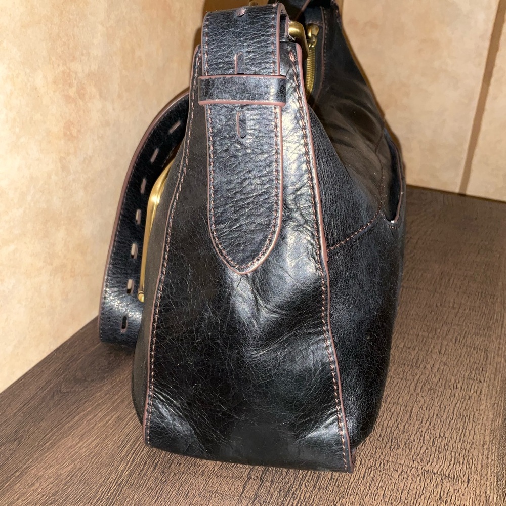 HOBO Harloh Black Leather Shoulder Bag w/ kiss-lock pocket Handbag - Picture 5 of 16